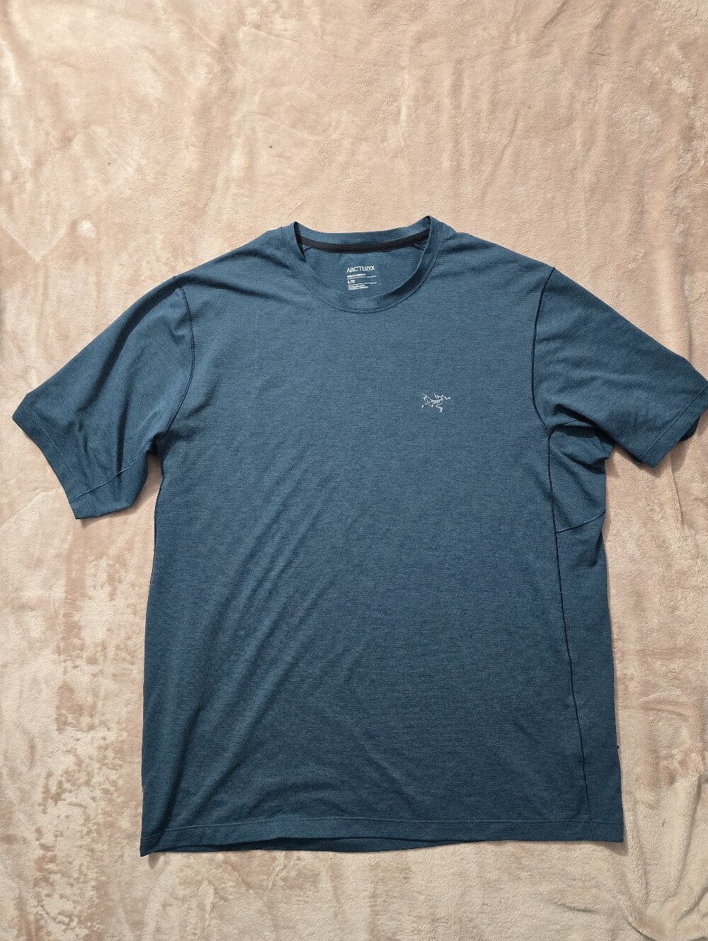 Arc'teryx Men's Cormac Crew Short Sleeve Performance T-Shirt Blue Green Large